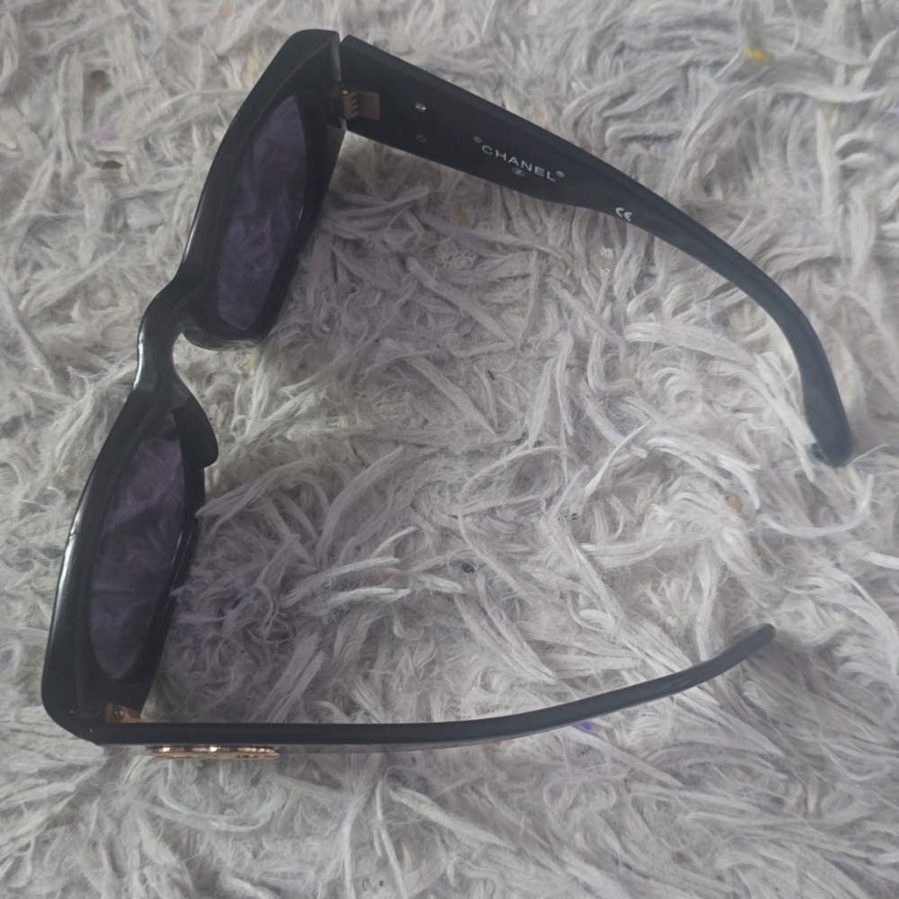 Chanel Black & Gold CC Vintage Women's Sunnies (VERY GOOD)(CASE)(READ)✨️🖤✨️ - Picture 9 of 10